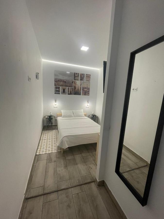 Apartamentos Jap Villaamil Madrid Extérieur photo
