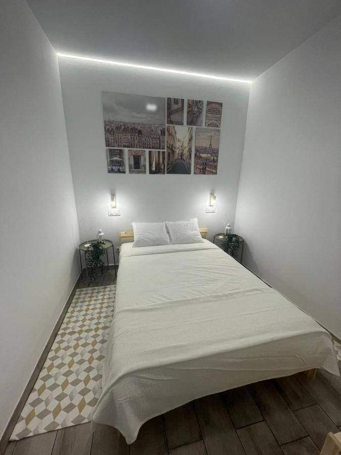 Apartamentos Jap Villaamil Madrid Extérieur photo
