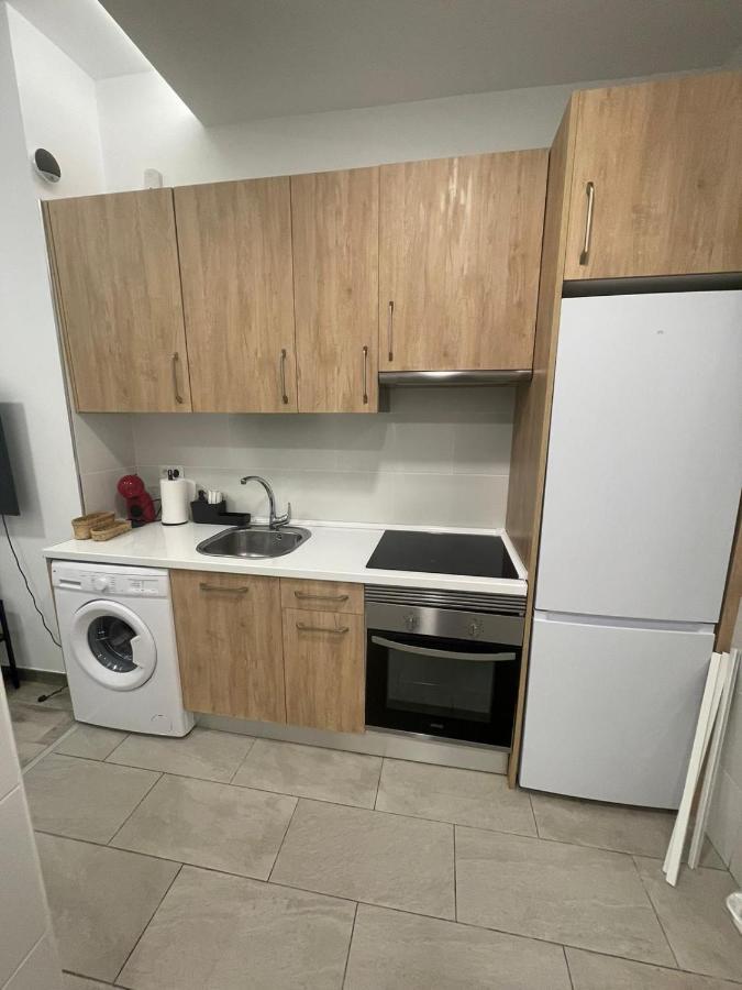 Apartamentos Jap Villaamil Madrid Extérieur photo