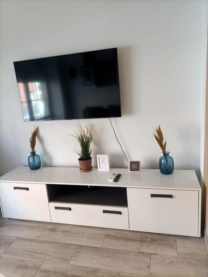 Apartamentos Jap Villaamil Madrid Extérieur photo